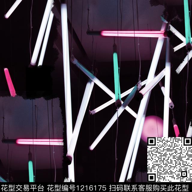 男装几何大牌风数码印花华亿平台下载（图片编号: 1216175） - 瓦栏（Walan）