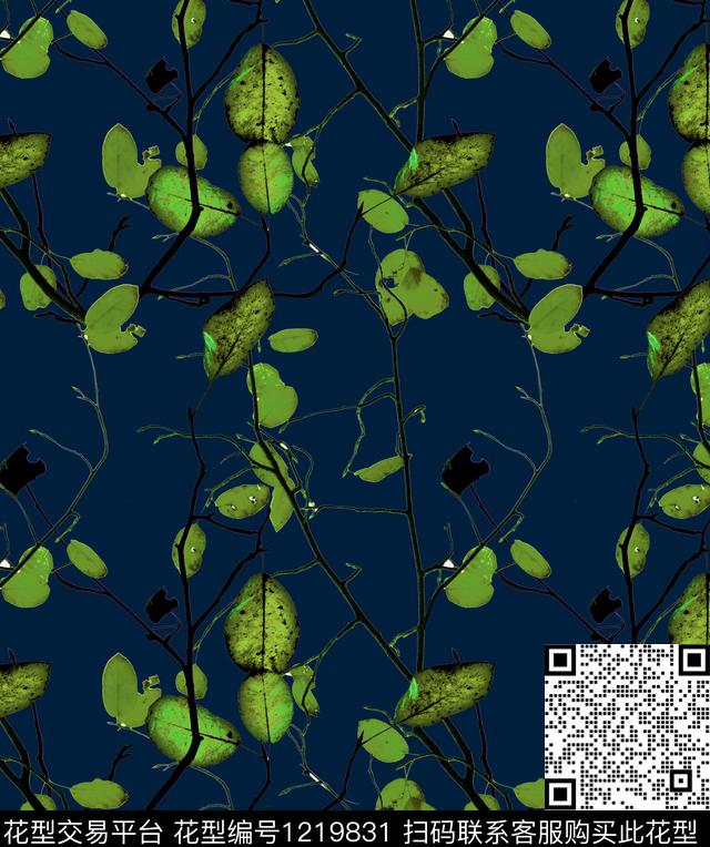 小碎花黑底花卉木棉花数码印花华亿平台下载（图片编号: 1219831） - 瓦栏（Walan）