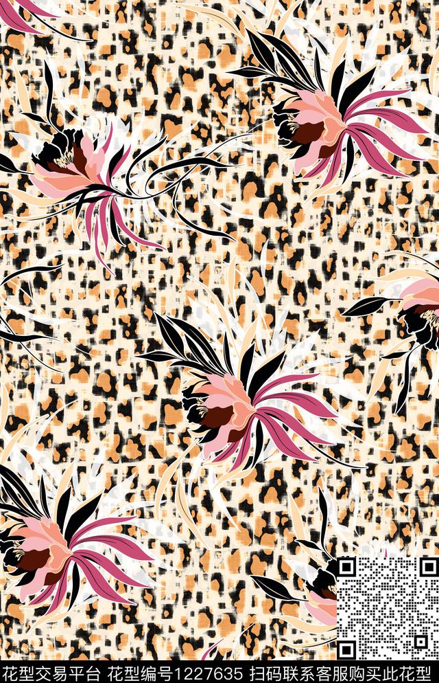 女装花卉黑底花卉传统印花华亿平台下载（图片编号: 1227635） - 瓦栏（Walan）
