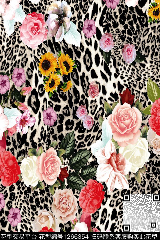 大牌风潮牌民族风数码印花华亿平台下载（图片编号: 1266354） - 瓦栏（Walan）