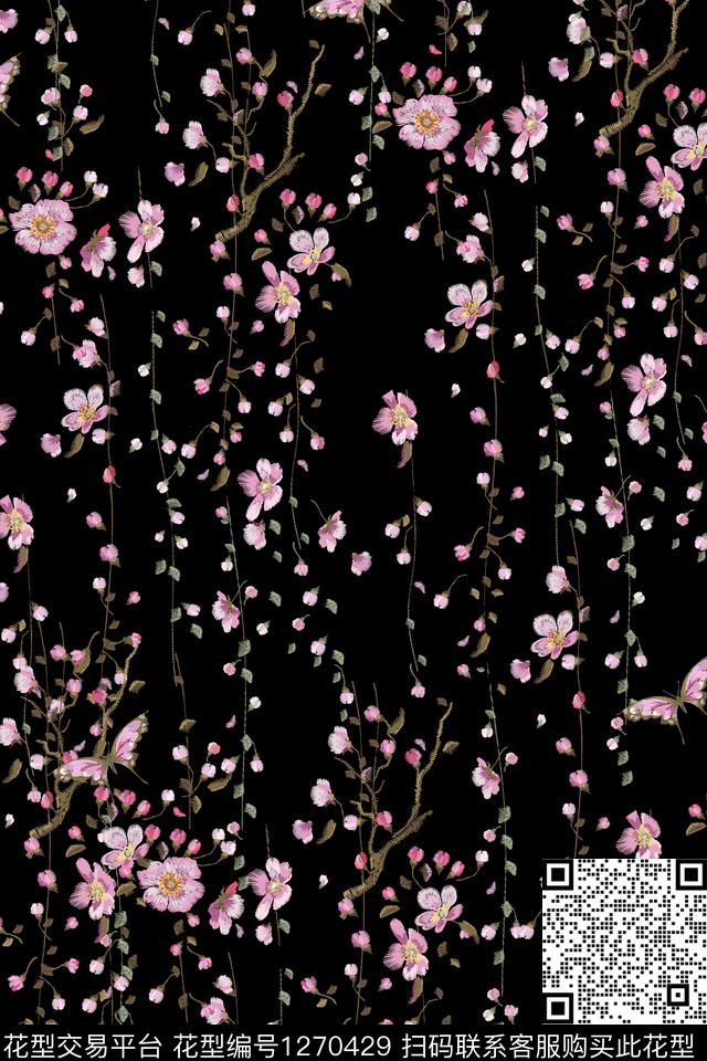 绣花华亿平台黑底花卉大牌风数码印花华亿平台下载（图片编号: 1270429） - 瓦栏（Walan）