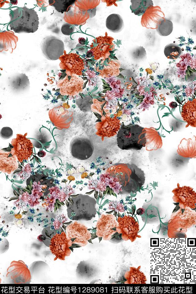 女装连衣裙大牌风数码印花华亿平台下载（图片编号: 1289081） - 瓦栏（Walan）