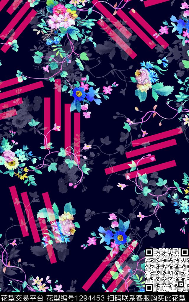 女装定位花几何花卉数码印花华亿平台下载（图片编号: 1294453） - 瓦栏（Walan）
