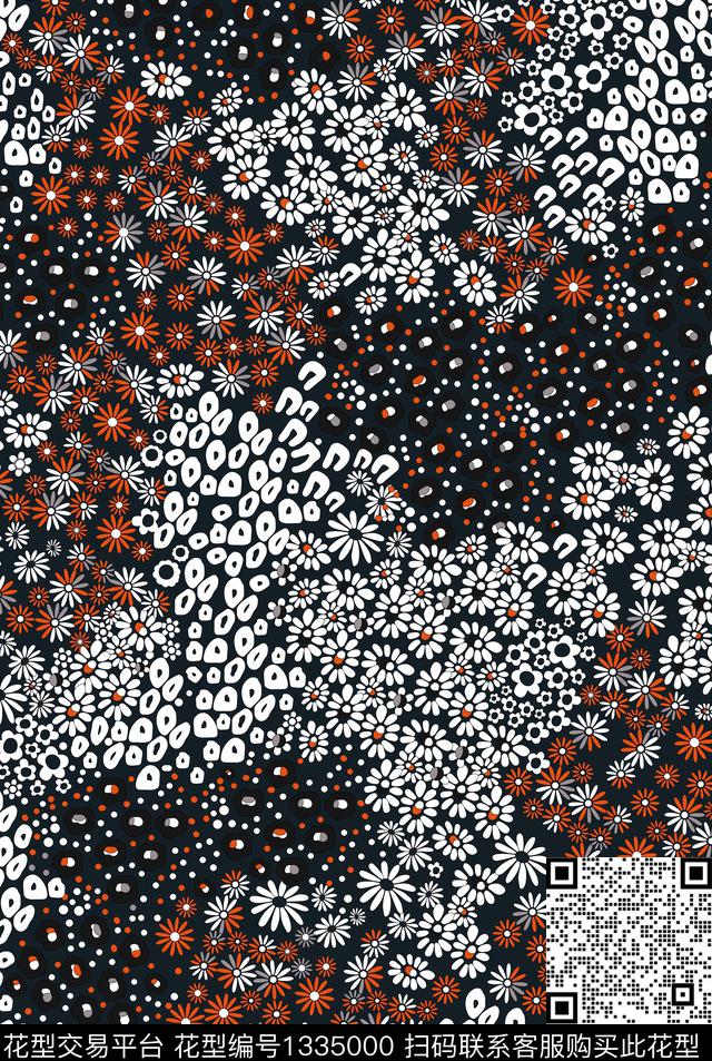 花卉潮牌大牌风传统印花华亿平台下载（图片编号: 1335000） - 瓦栏（Walan）