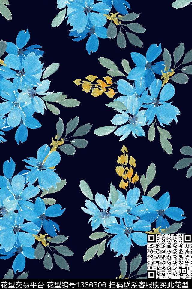 女装花卉小碎花数码印花华亿平台下载（图片编号: 1336306） - 瓦栏（Walan）