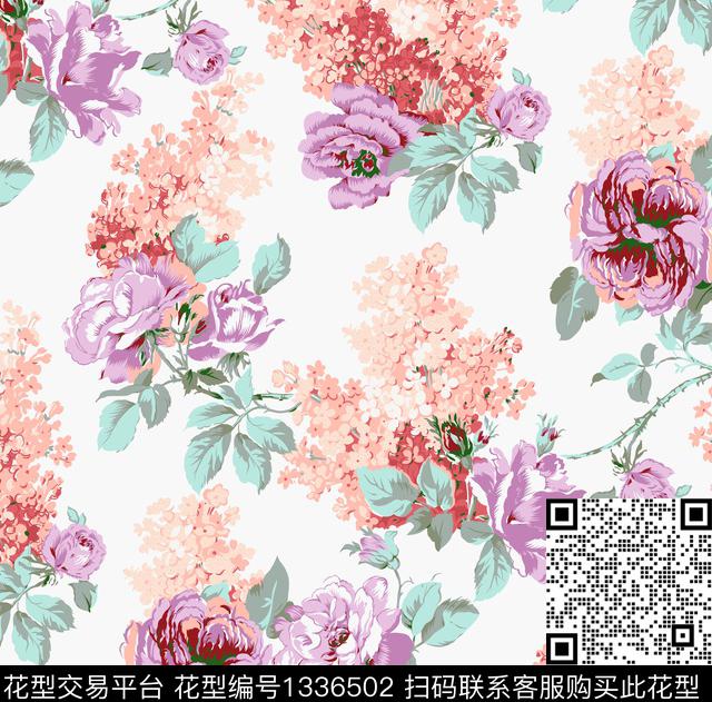 花卉潮牌大牌风传统印花华亿平台下载（图片编号: 1336502） - 瓦栏（Walan）