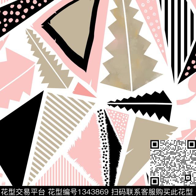 三角形几何年轻女性传统印花华亿平台下载（图片编号: 1343869） - 瓦栏（Walan）