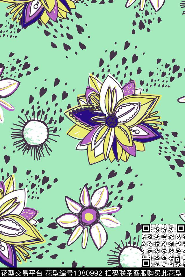 爱心花卉花瓣数码印花华亿平台下载（图片编号: 1380992） - 瓦栏（Walan）