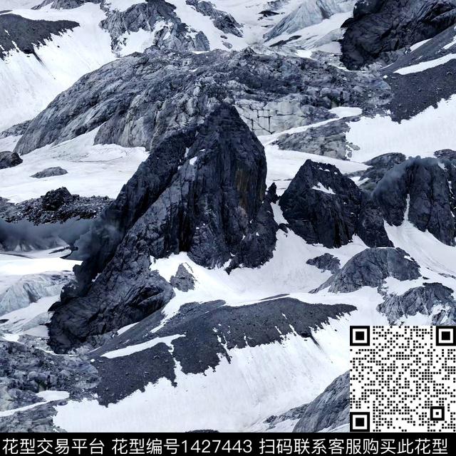 雪山羽绒股防晒衣数码印花华亿平台下载（图片编号: 1427443） - 瓦栏（Walan）
