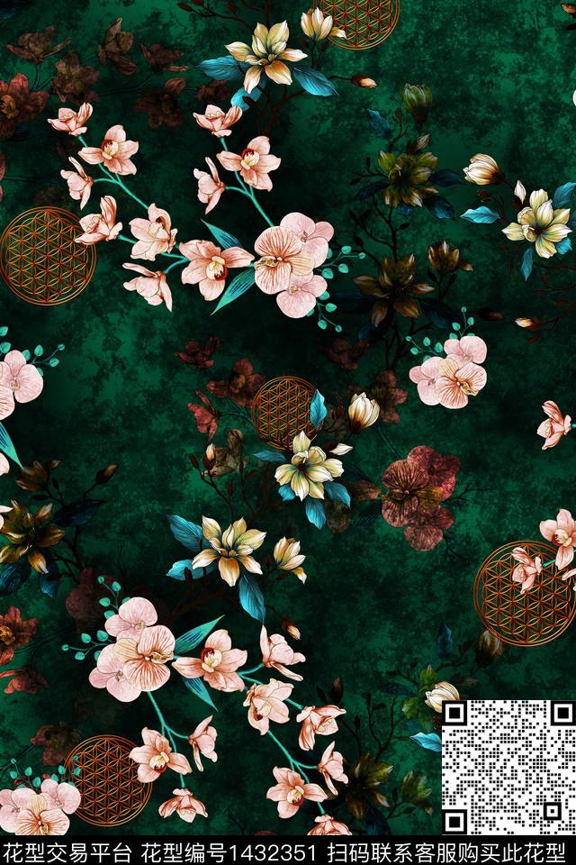 花卉旗袍香云纱数码印花华亿平台下载（图片编号: 1432351） - 瓦栏（Walan）