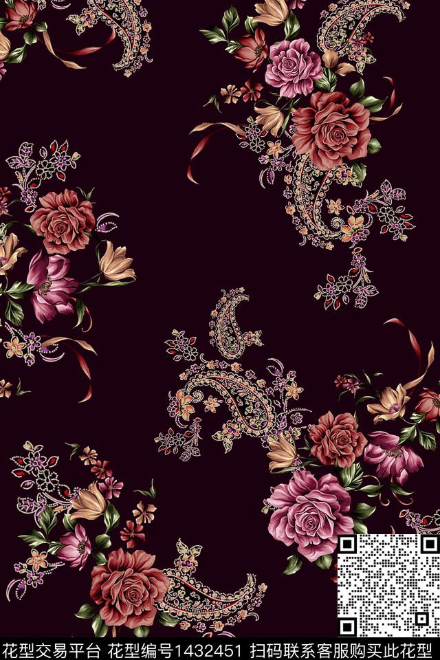 黑底花卉几何大牌风数码印花华亿平台下载（图片编号: 1432451） - 瓦栏（Walan）