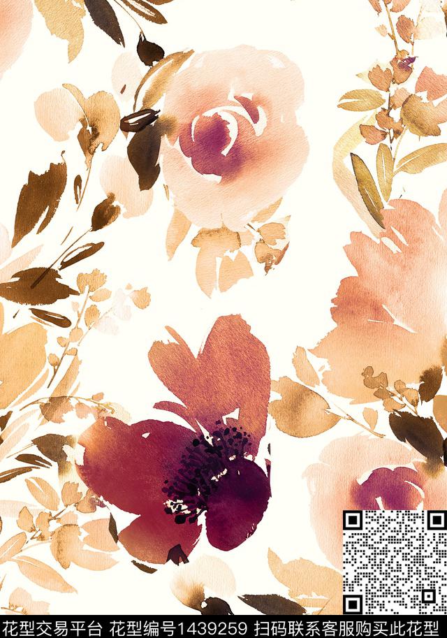 数码华亿平台香云纱年轻女性数码印花华亿平台下载（图片编号: 1439259） - 瓦栏（Walan）