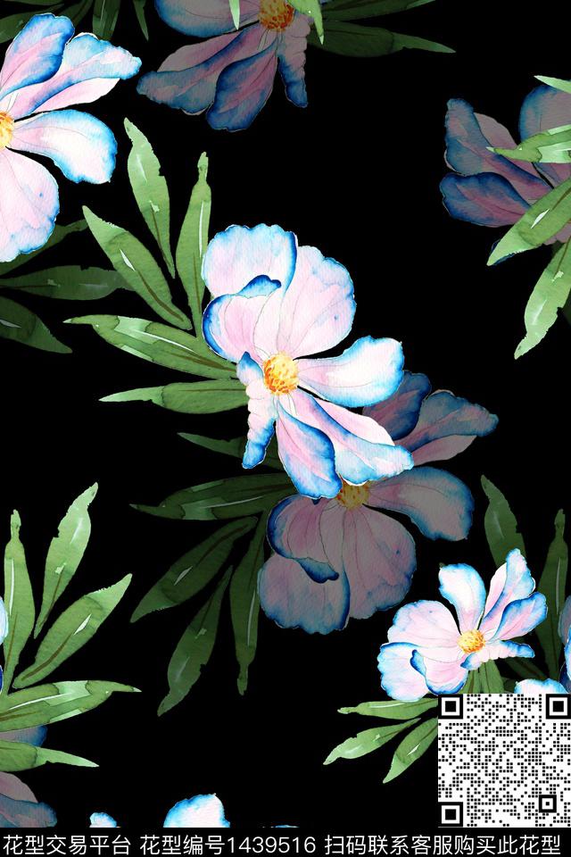 黑底花卉清爽底花卉花卉数码印花华亿平台下载（图片编号: 1439516） - 瓦栏（Walan）