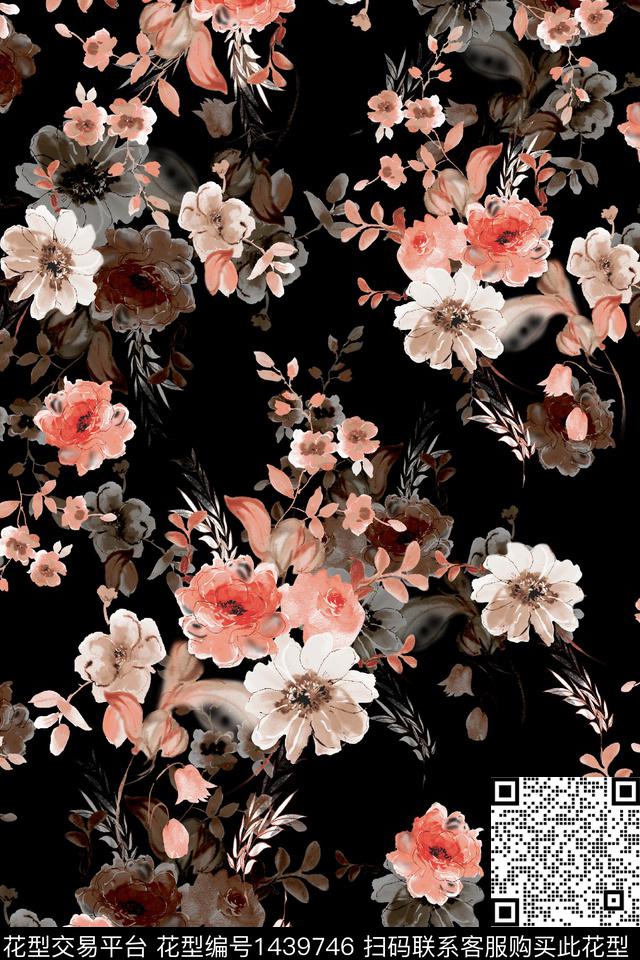 黑底花卉花卉大牌风数码印花华亿平台下载（图片编号: 1439746） - 瓦栏（Walan）
