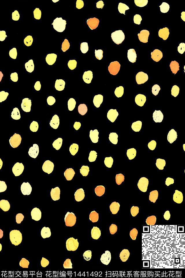几何黑底花卉连衣裙数码印花华亿平台下载（图片编号: 1441492） - 瓦栏（Walan）