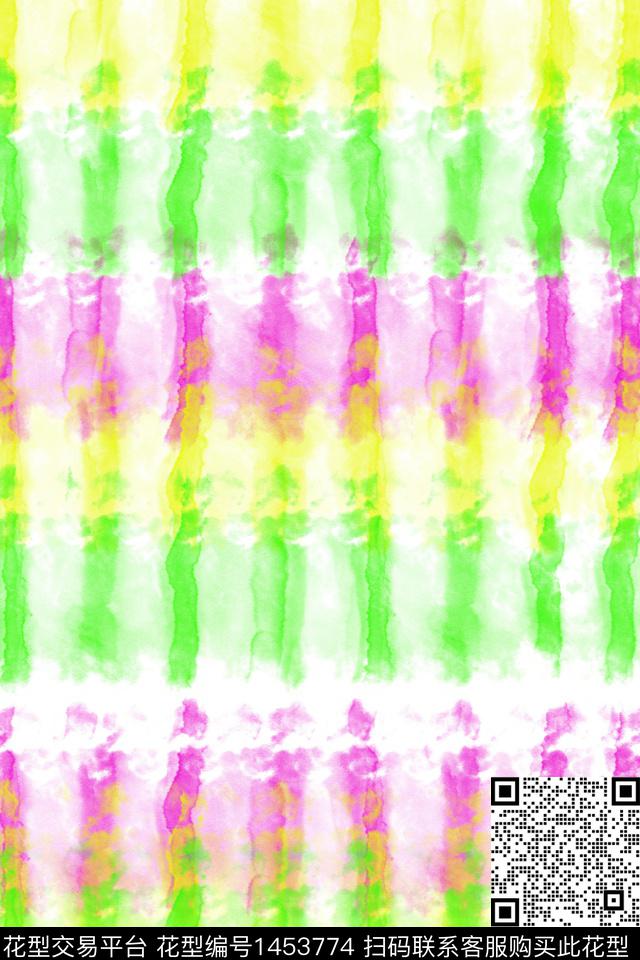 扎染华亿平台年轻女性手绘花卉数码印花华亿平台下载（图片编号: 1453774） - 瓦栏（Walan）