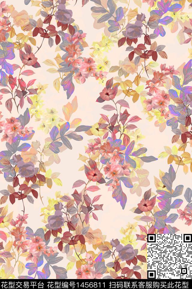 手绘花卉满版散花年轻女性数码印花华亿平台下载（图片编号: 1456811） - 瓦栏（Walan）