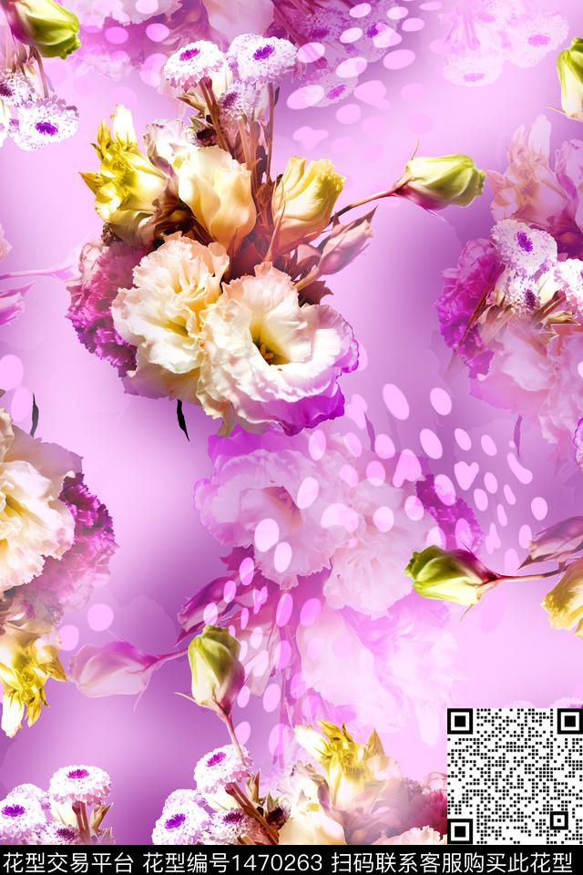 年轻女性潮牌大牌风数码印花华亿平台下载（图片编号: 1470263） - 瓦栏（Walan）