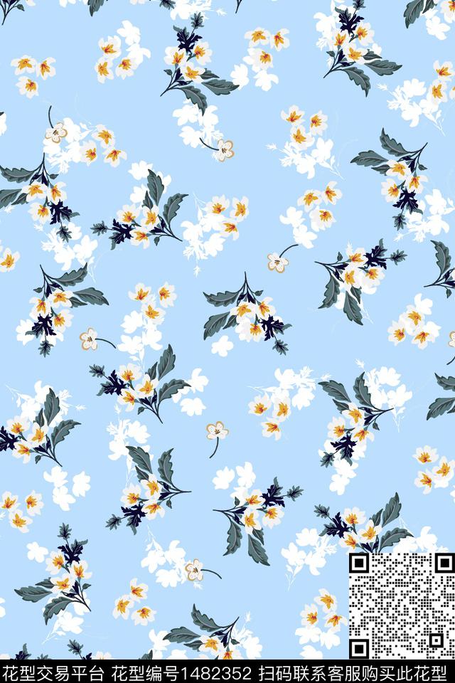 绿植树叶水彩年轻女性数码印花华亿平台下载（图片编号: 1482352） - 瓦栏（Walan）