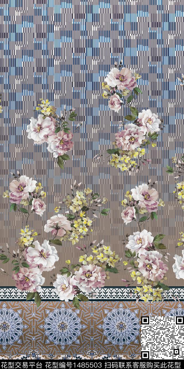 渐变连衣裙定位花数码印花华亿平台下载（图片编号: 1485503） - 瓦栏（Walan）