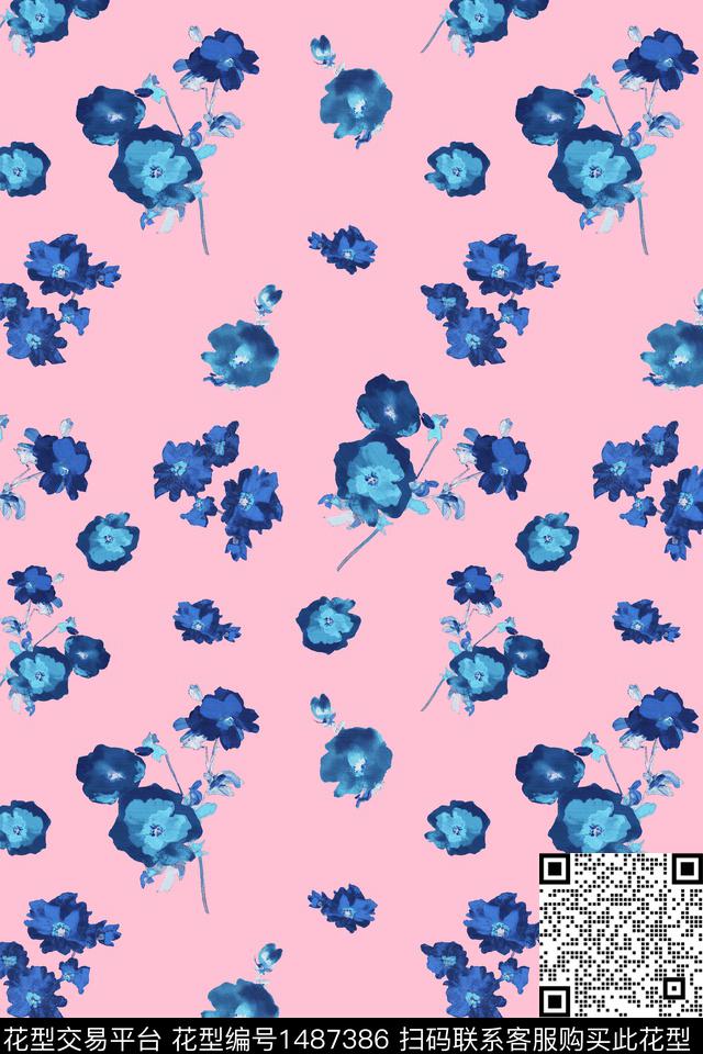 水彩大牌风年轻女性数码印花华亿平台下载（图片编号: 1487386） - 瓦栏（Walan）