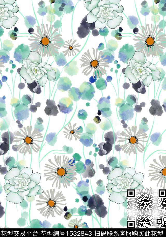 女装花卉连衣裙数码印花华亿平台下载（图片编号: 1532843） - 瓦栏（Walan）