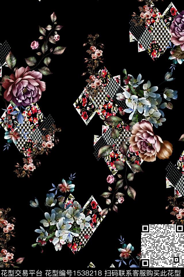 花卉黑底植物数码印花华亿平台下载（图片编号: 1538218） - 瓦栏（Walan）