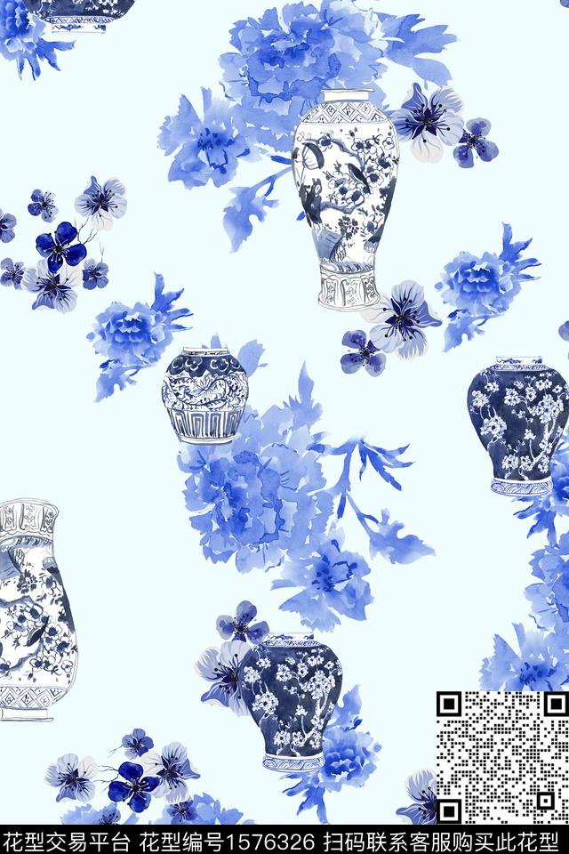 花卉青花瓷旗袍数码印花华亿平台下载（图片编号: 1576326） - 瓦栏（Walan）