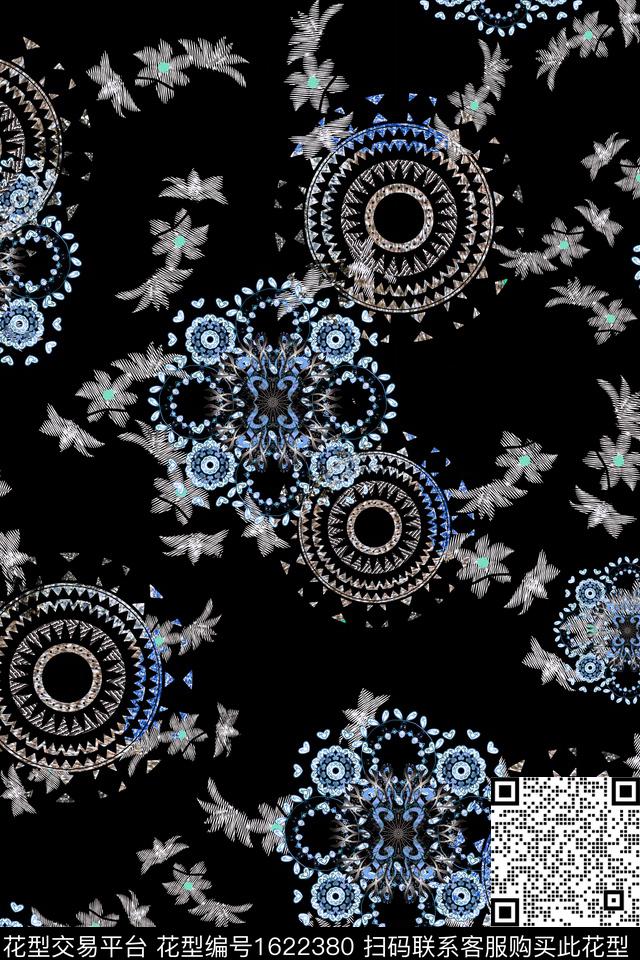 民族风中老年圆形数码印花华亿平台下载（图片编号: 1622380） - 瓦栏（Walan）