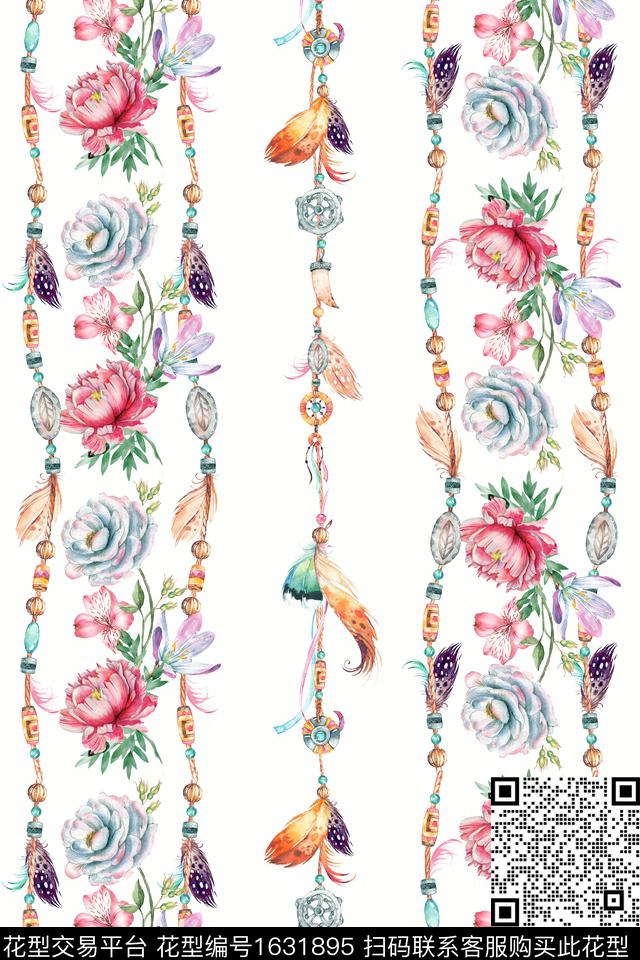 年轻女装白底花花卉数码印花华亿平台下载（图片编号: 1631895） - 瓦栏（Walan）