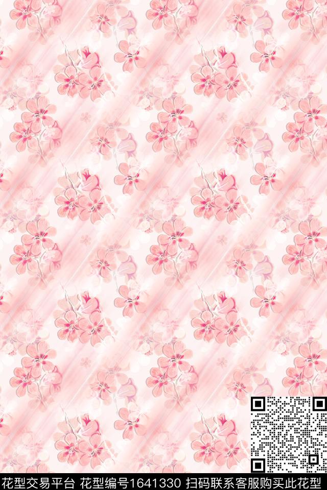 年轻女性花卉水彩花卉数码印花华亿平台下载（图片编号: 1641330） - 瓦栏（Walan）