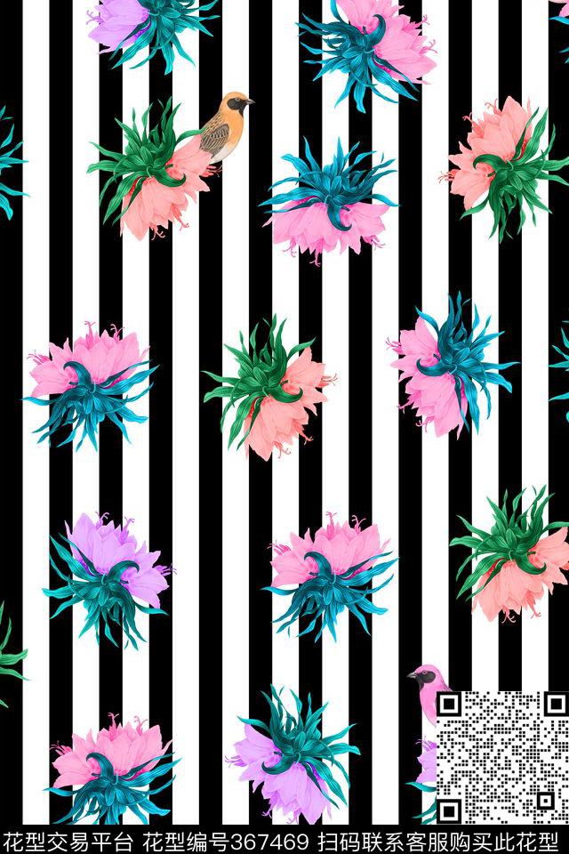 竖条纹手绘花样数码印花华亿平台下载（图片编号: 367469） - 瓦栏（Walan）