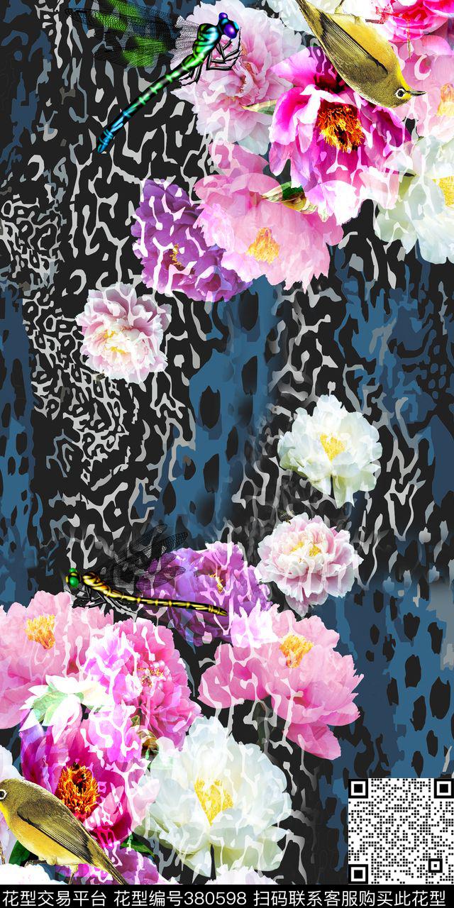 动物纹花卉时尚定位数码印花华亿平台下载（图片编号: 380598） - 瓦栏（Walan）