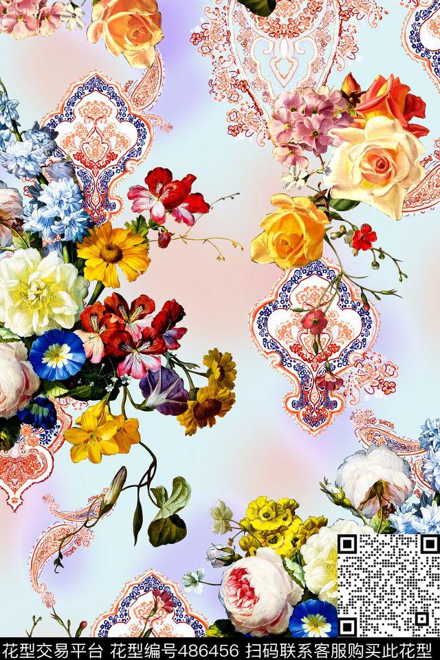 时尚花卉年轻女性数码印花华亿平台下载（图片编号: 486456） - 瓦栏（Walan）