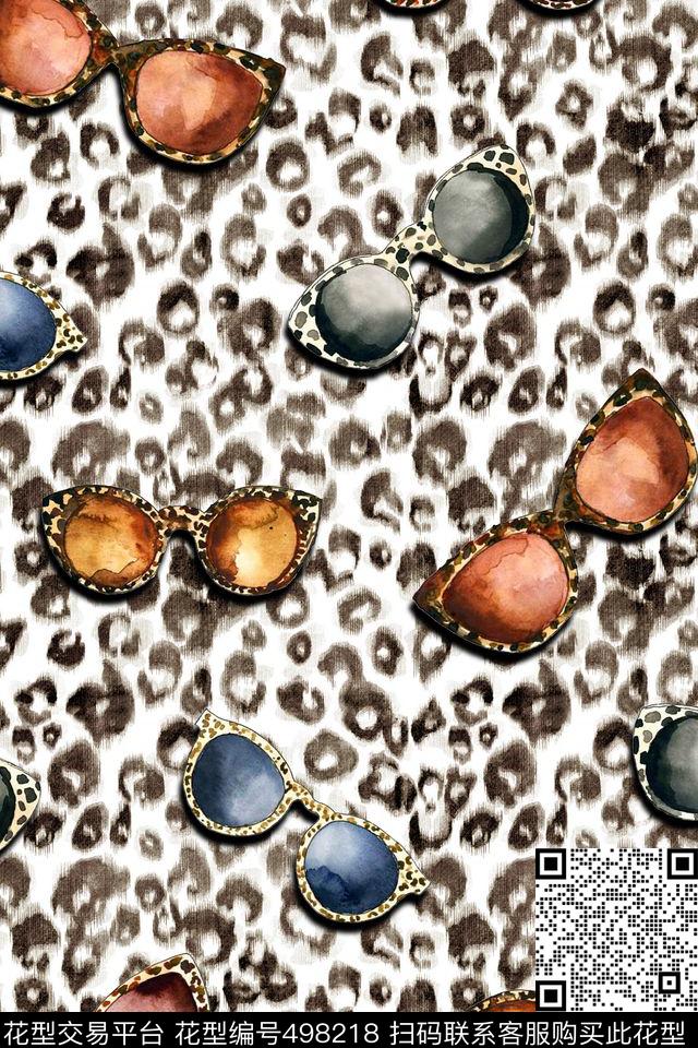 时尚休闲豹纹水彩眼镜数码印花华亿平台下载（图片编号: 498218） - 瓦栏（Walan）
