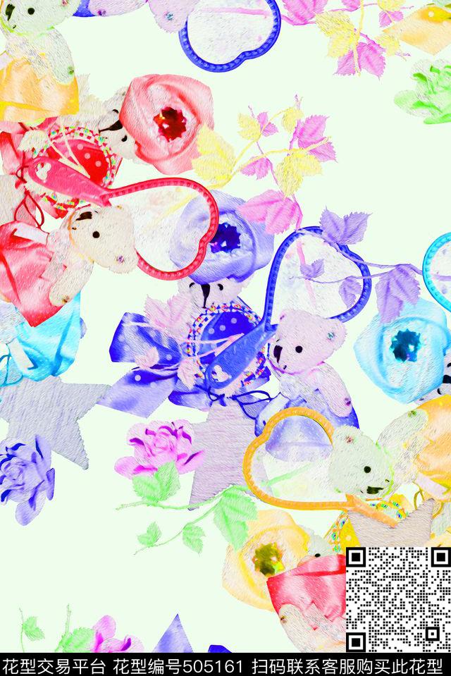 可爱小熊小熊娃娃数码印花华亿平台下载（图片编号: 505161） - 瓦栏（Walan）