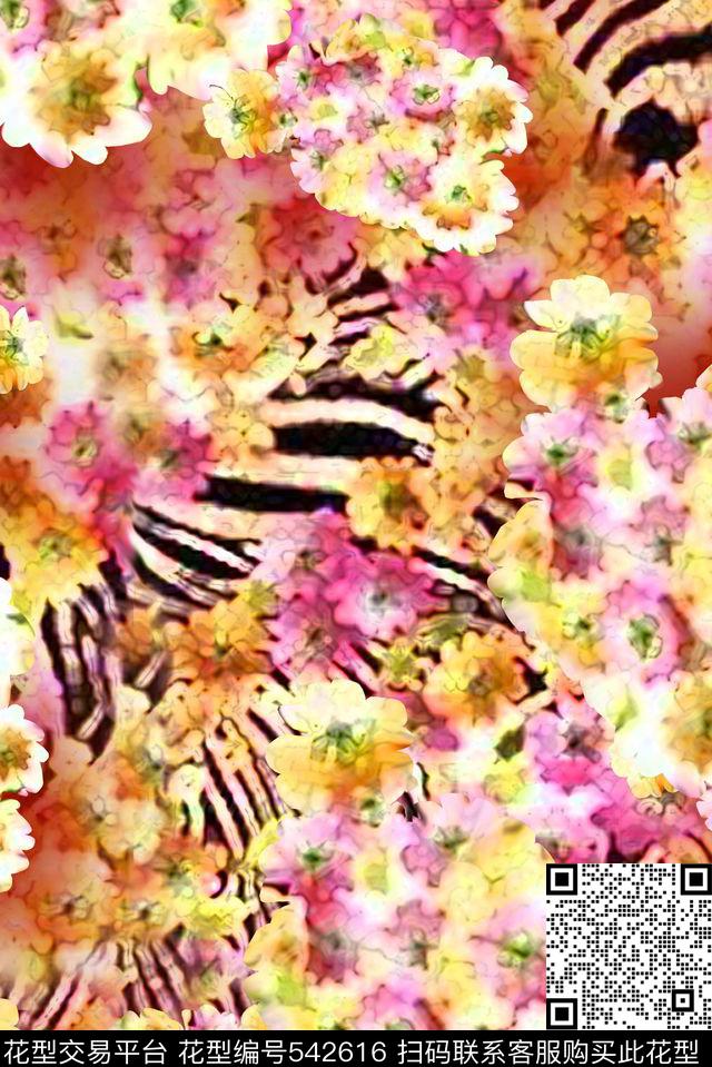 大气女装小花抽象炫彩数码印花华亿平台下载（图片编号: 542616） - 瓦栏（Walan）