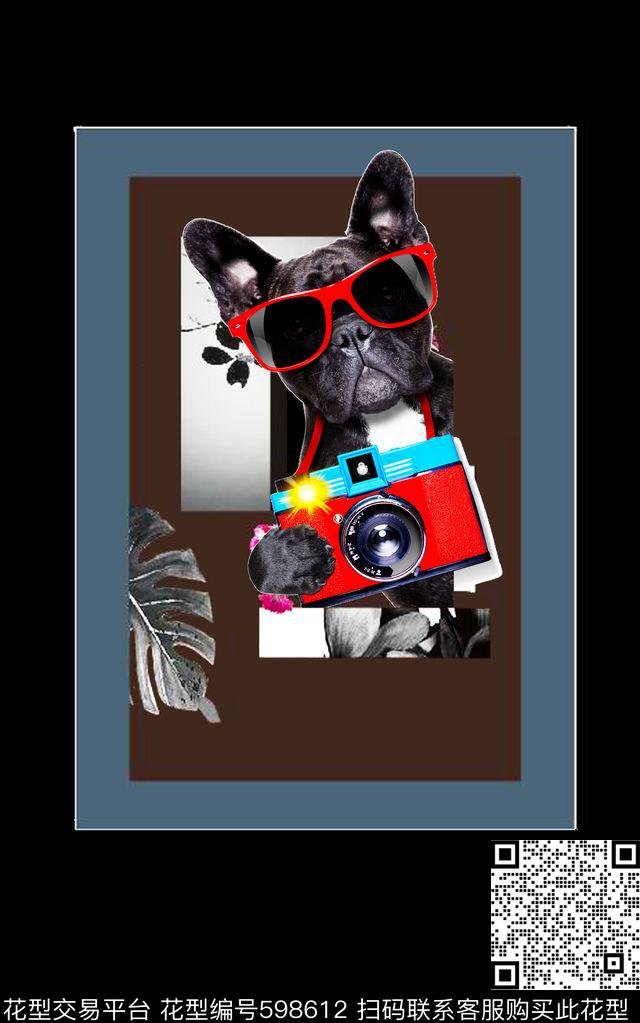 男女装T恤爱拍照的狗数码印花华亿平台下载（图片编号: 598612） - 瓦栏（Walan）