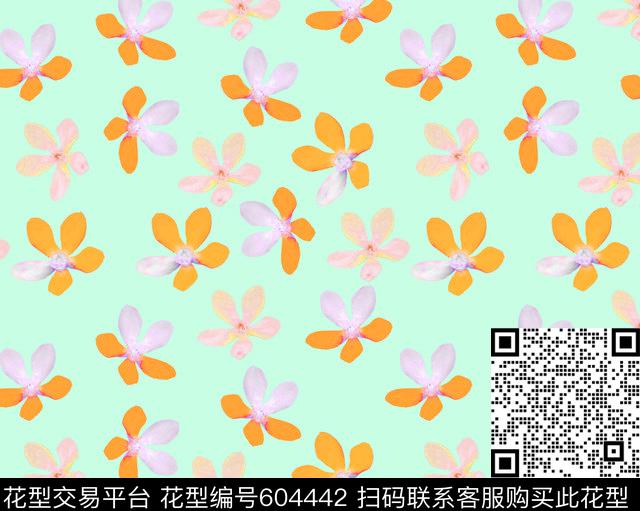 手绘小花童装。数码印花华亿平台下载（图片编号: 604442） - 瓦栏（Walan）