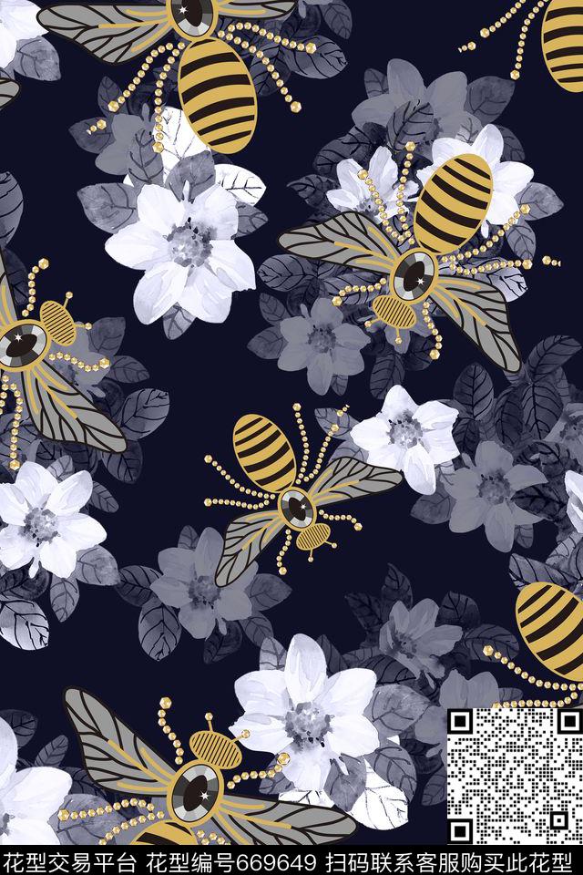 传统华亿平台蜜蜂昆虫传统印花华亿平台下载（图片编号: 669649） - 瓦栏（Walan）