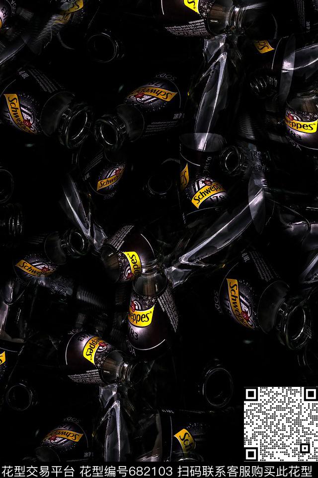 男装休闲瓶子数码印花华亿平台下载（图片编号: 682103） - 瓦栏（Walan）