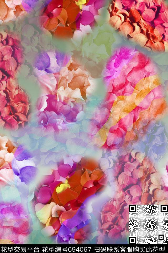 鲜艳、热情花瓣数码印花华亿平台下载（图片编号: 694067） - 瓦栏（Walan）