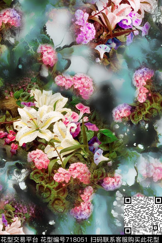 女装满版花卉旗袍数码印花华亿平台下载（图片编号: 718051） - 瓦栏（Walan）