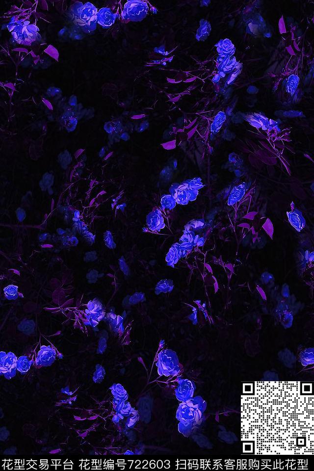 花卉小碎花女装数码印花华亿平台下载（图片编号: 722603） - 瓦栏（Walan）