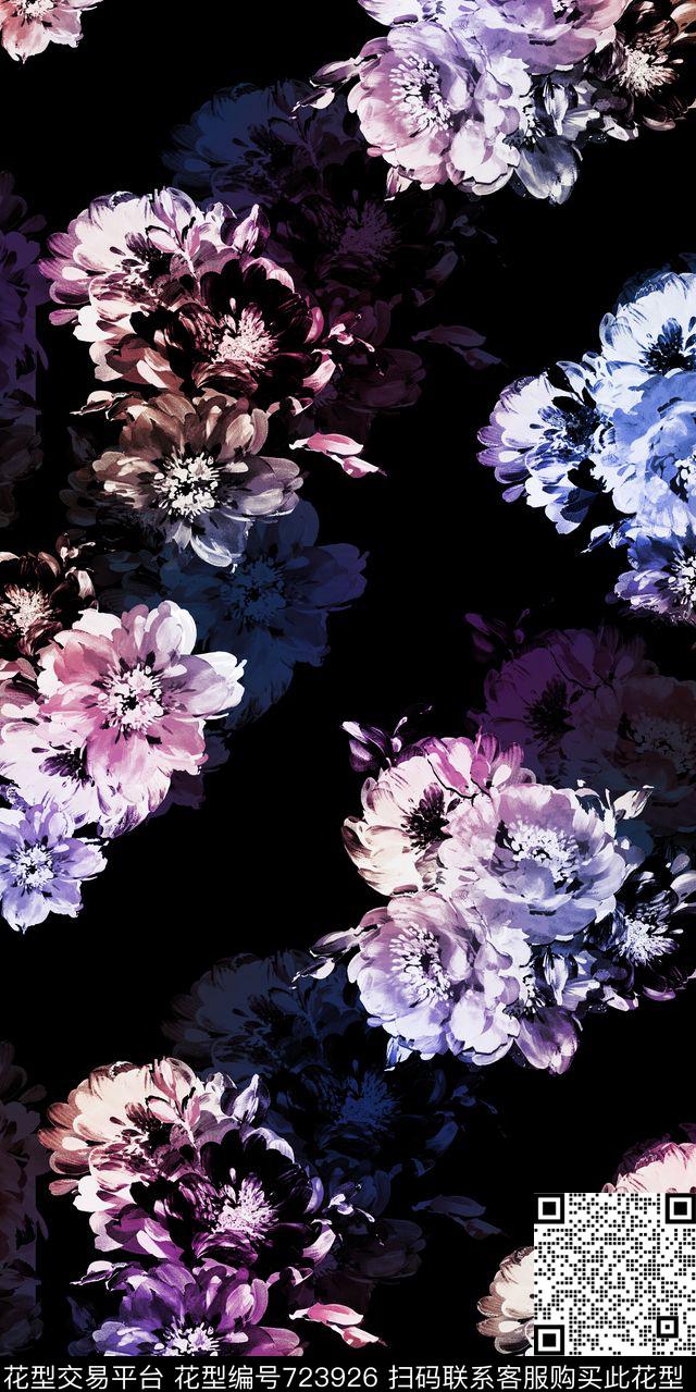 黑底大花花朵数码印花华亿平台下载（图片编号: 723926） - 瓦栏（Walan）