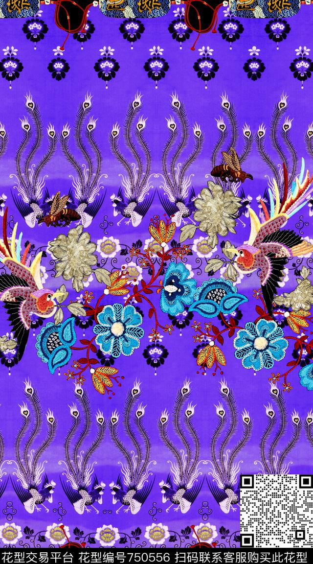 民族风条纹孔雀数码印花华亿平台下载（图片编号: 750556） - 瓦栏（Walan）