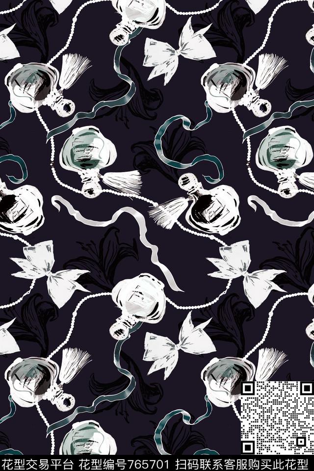 趣味女装香水瓶数码印花华亿平台下载（图片编号: 765701） - 瓦栏（Walan）