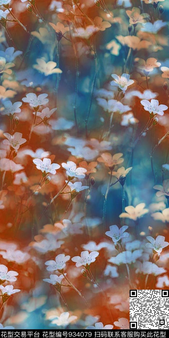 花卉朦胧花卉抽象花卉数码印花华亿平台下载（图片编号: 934079） - 瓦栏（Walan）