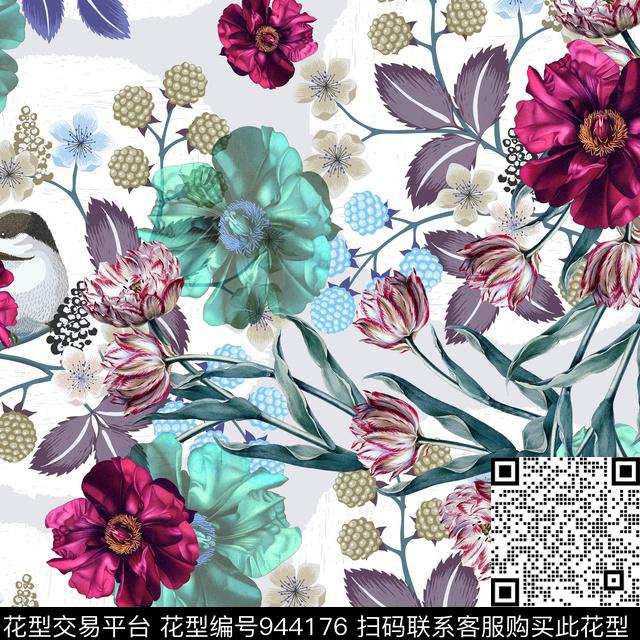 花卉配饰小方巾数码印花华亿平台下载（图片编号: 944176） - 瓦栏（Walan）