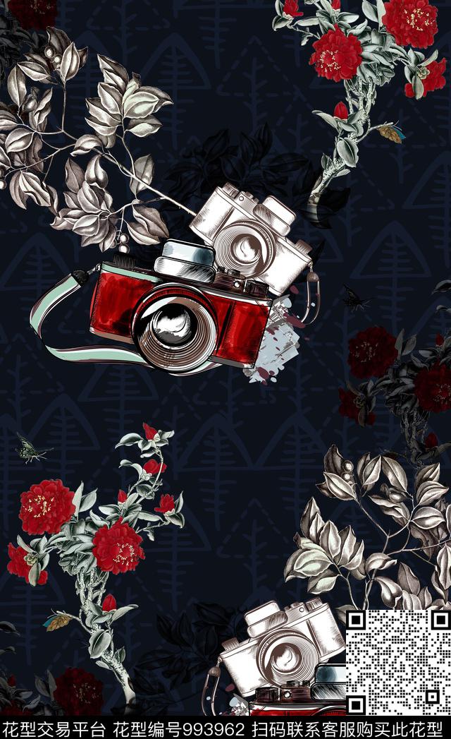 男装定位花休闲风数码印花华亿平台下载（图片编号: 993962） - 瓦栏（Walan）